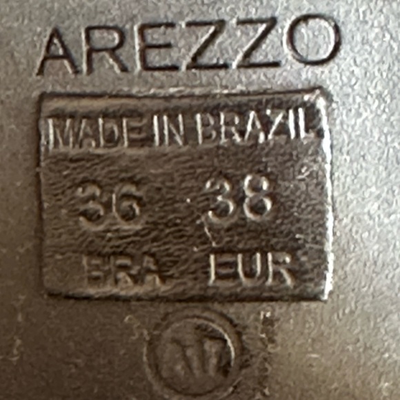 Black sandals NEW size 7AU - Picture 8 of 10